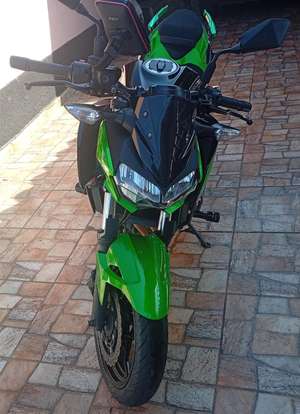 KAWASAKI-Z400-2022