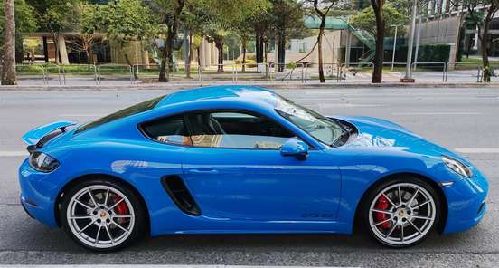 PORSCHE-718-2023
