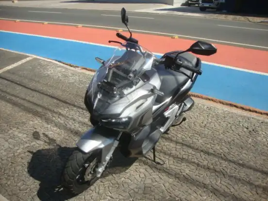 HONDA-ADV-2022
