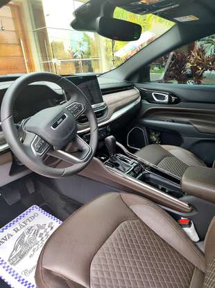JEEP-COMMANDER-2023