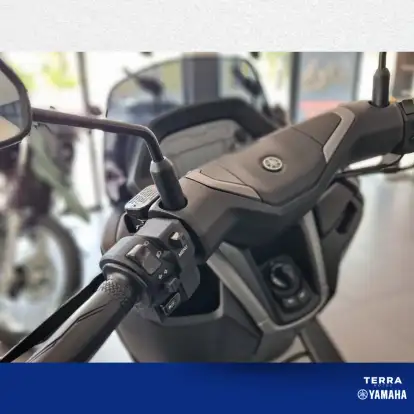 YAMAHA-NMAX CONNECTED 160 ABS-2024
