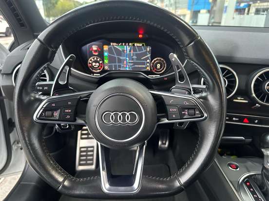 AUDI-TT-2015