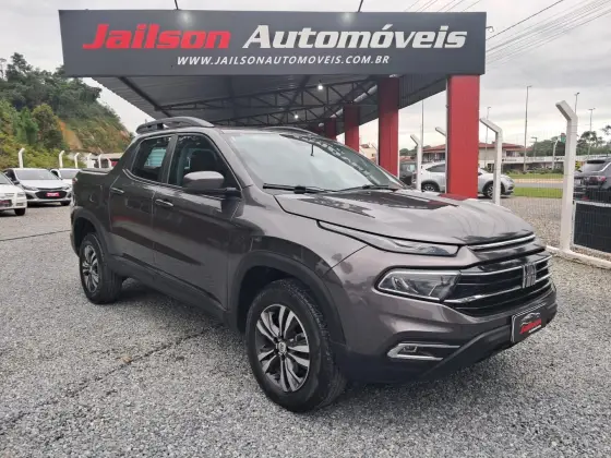 FIAT TORO 1.3 TURBO 270 FLEX FREEDOM AT6 FIAT TORO 1.3 TURBO 270 FLEX FREEDOM AT6