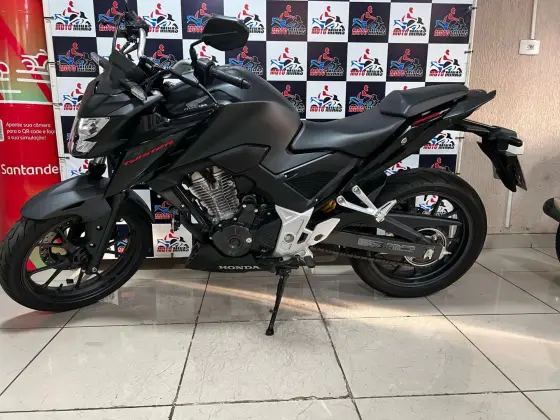 HONDA CB 300F TWISTER CBS 