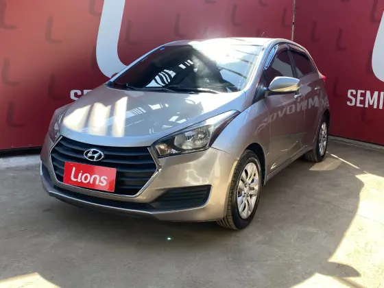 HYUNDAI HB20 1.0 COMFORT 12V FLEX 4P MANUAL HYUNDAI HB20 1.0 COMFORT 12V FLEX 4P MANUAL