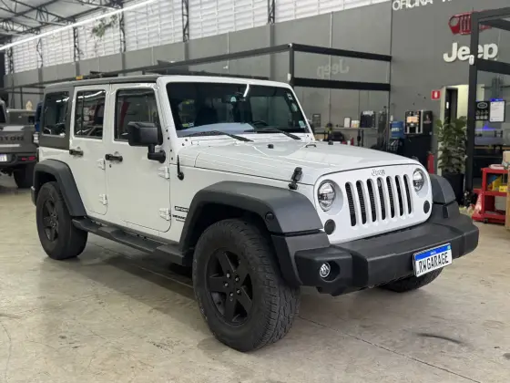 JEEP WRANGLER 3.6 UNLIMITED SPORT 4X4 V6 GASOLINA 4P AUTOMÁTICO