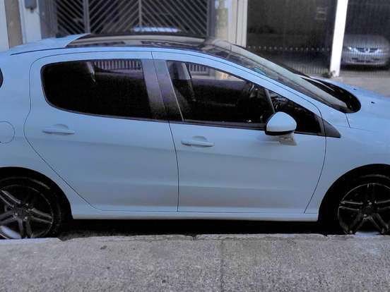 PEUGEOT-308-2.0 ALLURE 16V FLEX 4P AUTOMÁTICO PEUGEOT-308-2012