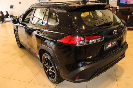 TOYOTA-COROLLA CROSS-2024