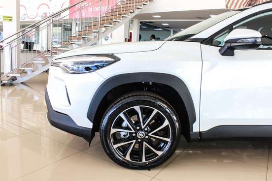 TOYOTA-COROLLA CROSS-2024