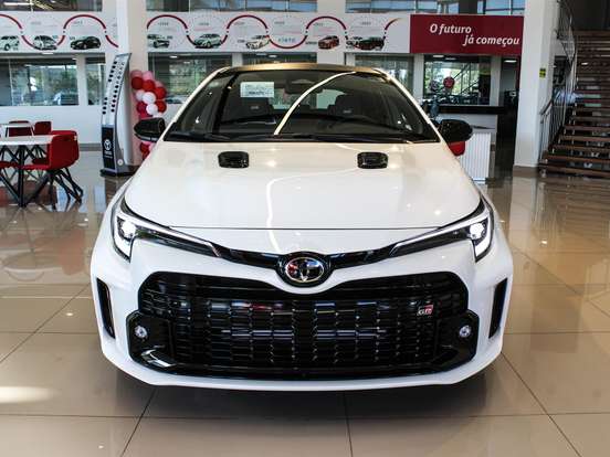 TOYOTA-GR COROLLA-1.6 TURBO GASOLINA CIRCUIT GR-FOUR MANUAL TOYOTA-GR COROLLA-2024