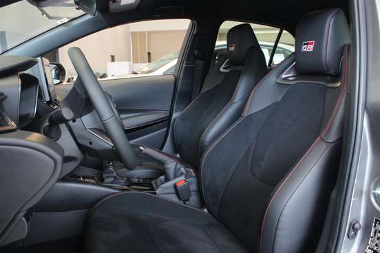 TOYOTA-GR COROLLA-2024