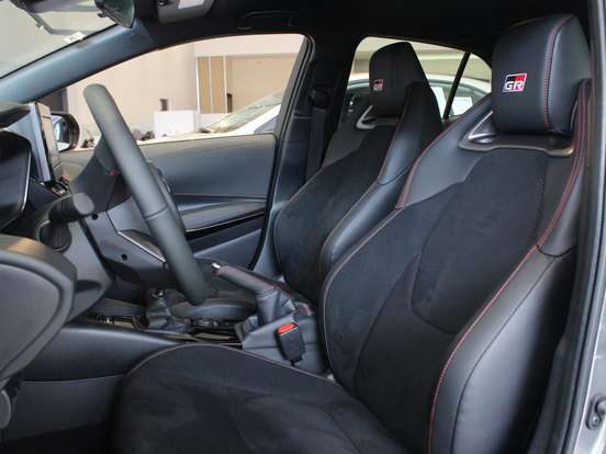 TOYOTA-GR COROLLA-1.6 TURBO GASOLINA CIRCUIT GR-FOUR MANUAL TOYOTA-GR COROLLA-2024