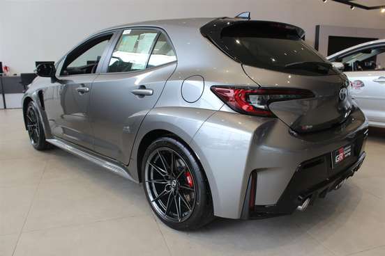 TOYOTA-GR COROLLA-2024