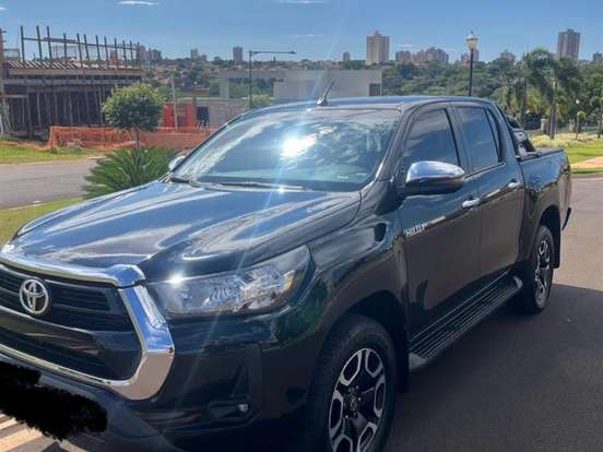 TOYOTA-HILUX-2.8 D-4D TURBO DIESEL CD SRV 4X4 AUTOMÁTICO TOYOTA-HILUX-2021