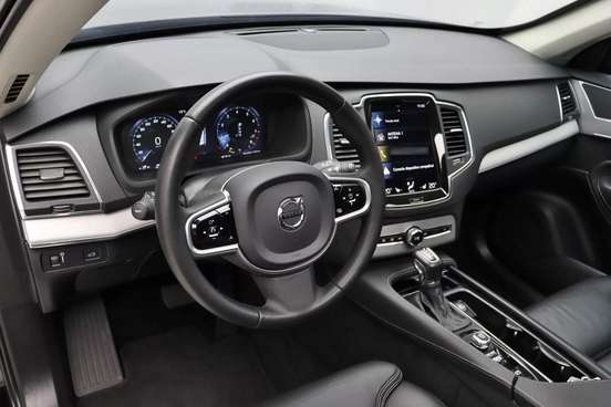 VOLVO-XC90-2.0 T6 GASOLINA MOMENTUM AWD GEARTRONIC VOLVO-XC90-2019