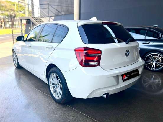 BMW-116i-1.6 16V TURBO GASOLINA 4P AUTOMÁTICO BMW-116i-2013