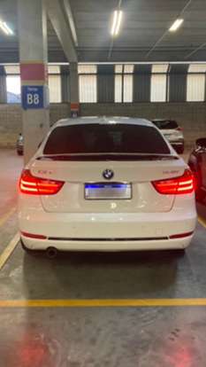BMW-320i-2015