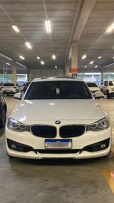 BMW-320i-2015