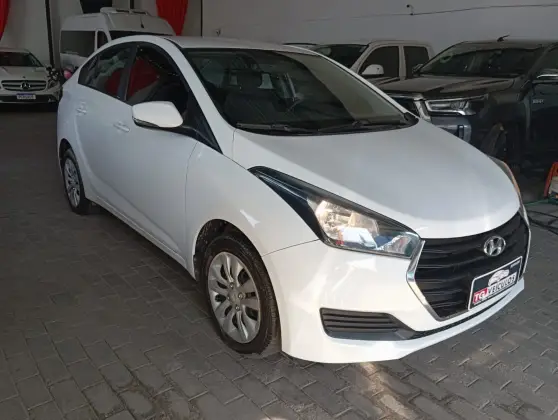 HYUNDAI HB20S 1.6 COMFORT PLUS 16V FLEX 4P MANUAL