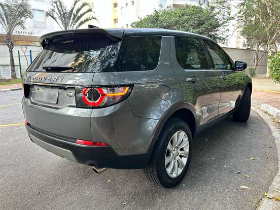 LAND ROVER-DISCOVERY SPORT-2017
