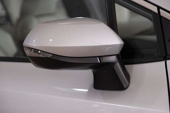 TOYOTA-COROLLA-2024