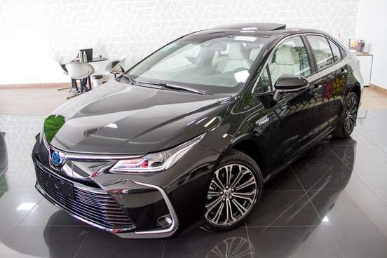 TOYOTA-COROLLA-2024