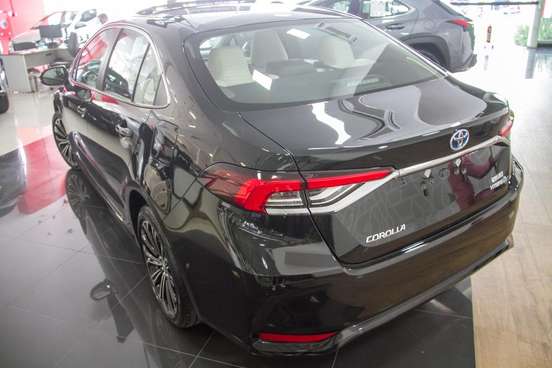 TOYOTA-COROLLA-2024