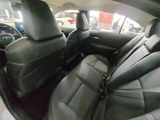 TOYOTA-COROLLA-2025