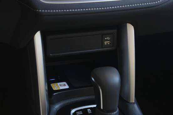 TOYOTA-COROLLA CROSS-2024