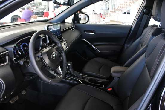 TOYOTA-COROLLA CROSS-2025