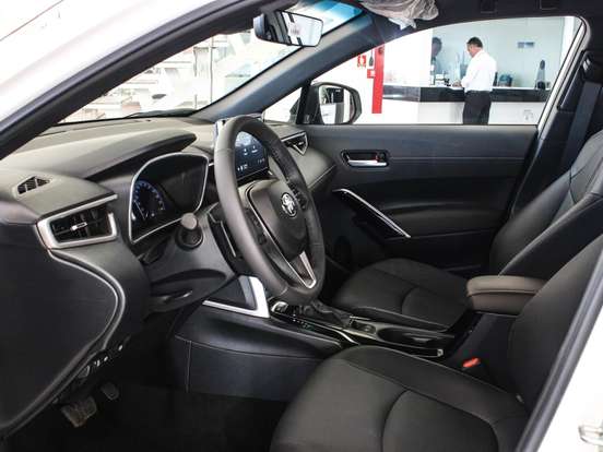 TOYOTA-COROLLA CROSS-2.0 VVT-IE FLEX XRE DIRECT SHIFT TOYOTA-COROLLA CROSS-2025