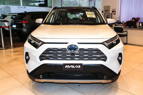 TOYOTA-RAV4-2024