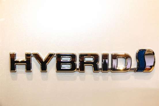 TOYOTA-RAV4-2.5 VVT-IE HYBRID SX CONNECT AWD CVT TOYOTA-RAV4-2024