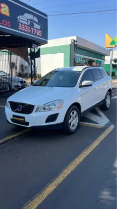 VOLVO XC60 2.0 T5 COMFORT FWD TURBO GASOLINA 4P AUTOMÁTICO