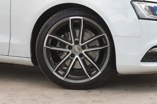 AUDI-A5-2012