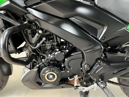 BAJAJ-DOMINAR 400-2024