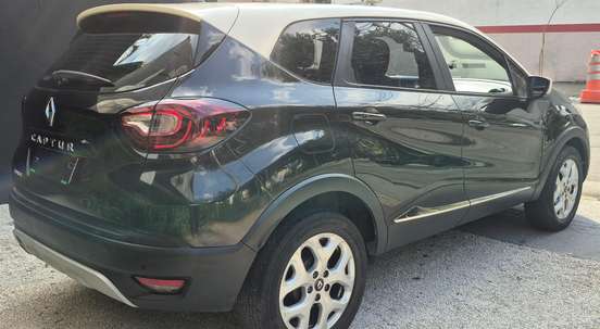 RENAULT-CAPTUR-2018