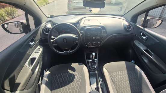 RENAULT-CAPTUR-2018