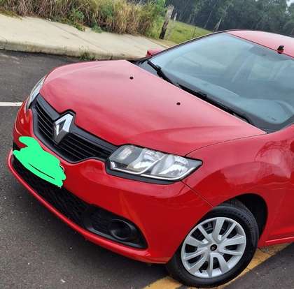 RENAULT-SANDERO-2014