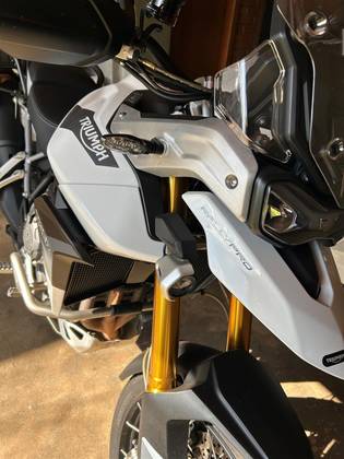 TRIUMPH TIGER 900 RALLY PRO 