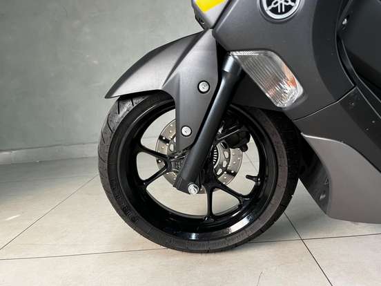 YAMAHA-NMAX CONNECTED 160 SE ABS-2024