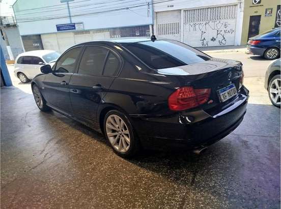 BMW-320i-2.0 16V GASOLINA 4P AUTOMÁTICO BMW-320i-2010