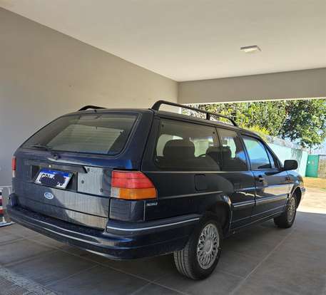 FORD-ROYALE-1993