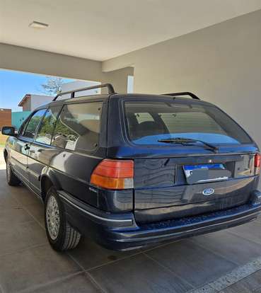 FORD-ROYALE-1993