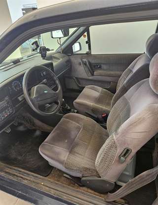 FORD-ROYALE-1993