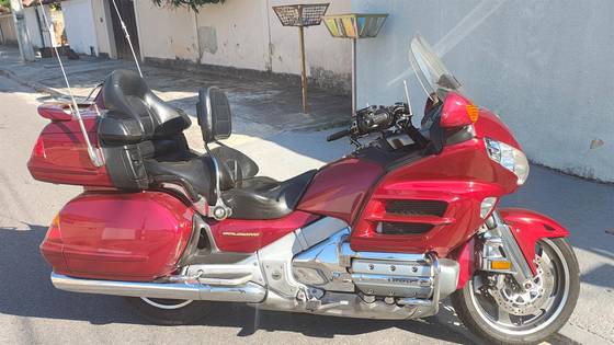 HONDA GL 1800 GOLD WING 