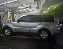 MITSUBISHI PAJERO FULL 3.8 HPE 4X4 V6 24V GASOLINA 4P AUTOMÁTICO MITSUBISHI PAJERO FULL 3.8 HPE 4X4 V6 24V GASOLINA 4P AUTOMÁTICO