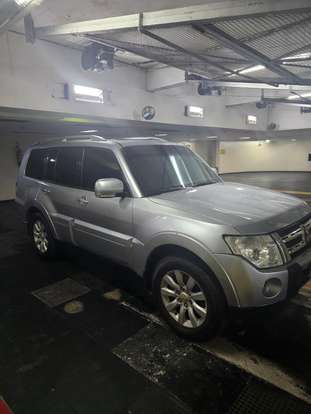 MITSUBISHI-PAJERO FULL-2010