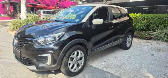 RENAULT-CAPTUR-2018