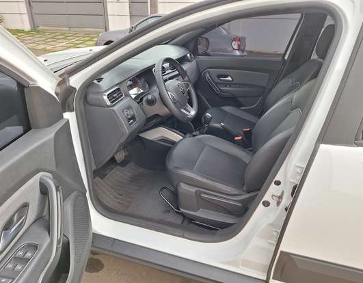 RENAULT-DUSTER-2022